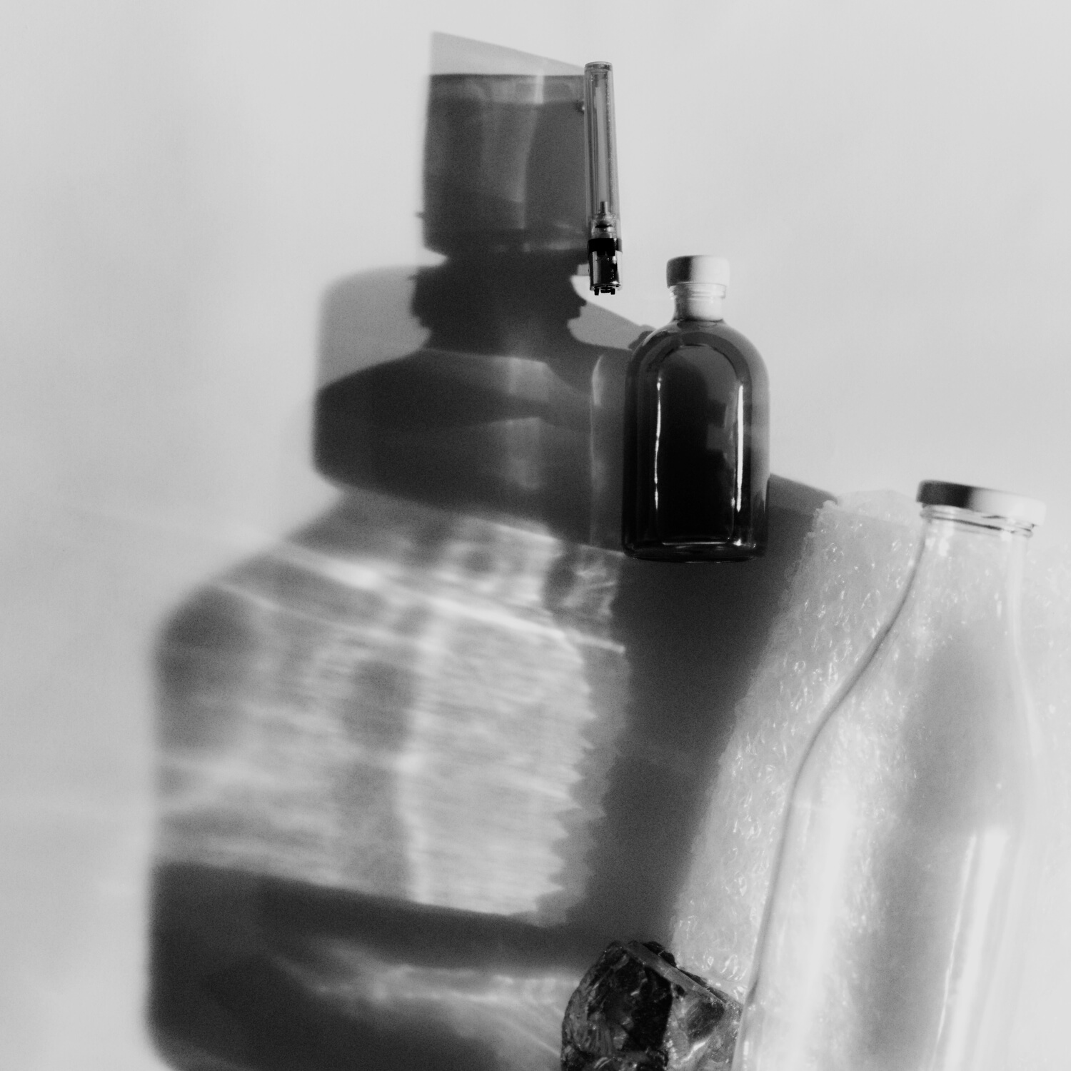 Official髭男dism 「Sanitizer」